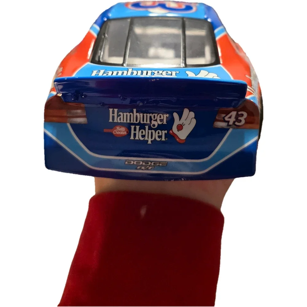 John Andretti #43 Hamburger Helper Dodge Intrepid 1:24 NASCAR Diecast